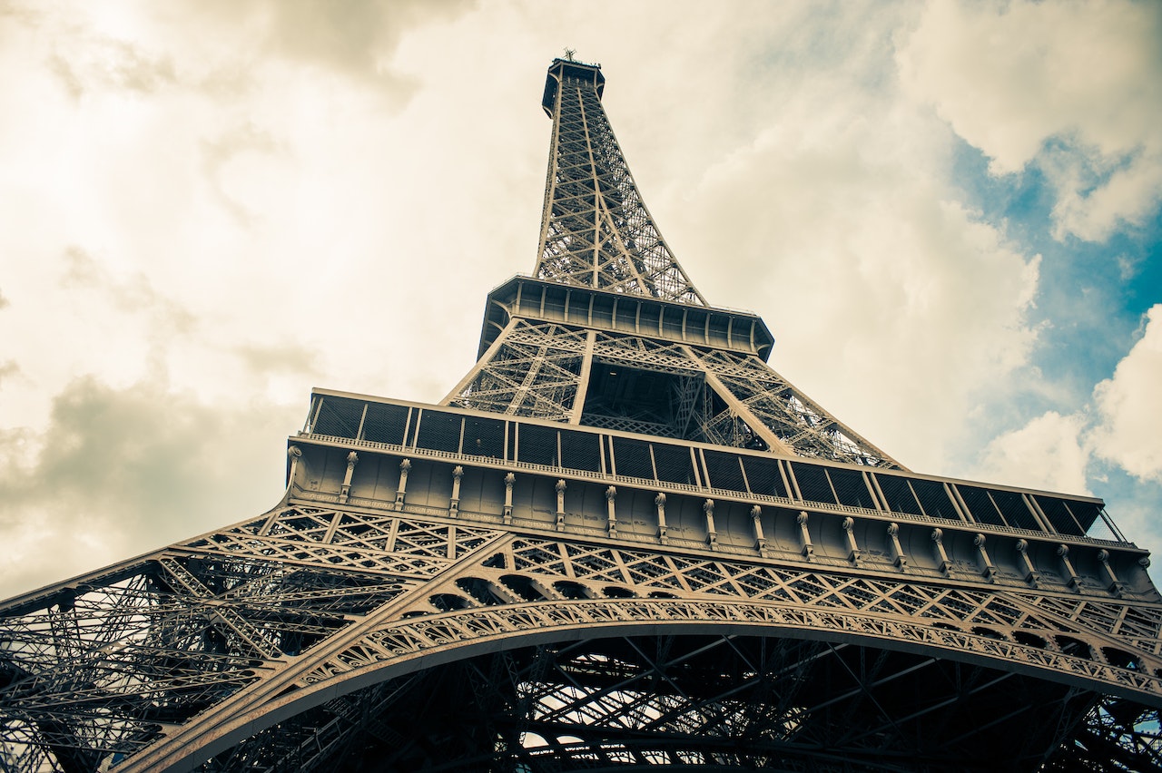Debunking Eiffel Tower Myths: 12 Rumors That Aren’t True – Eiffel Tower ...
